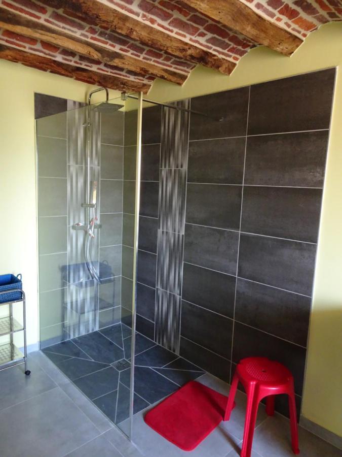 Le Rucher Lez-Fontaine Bagian luar foto